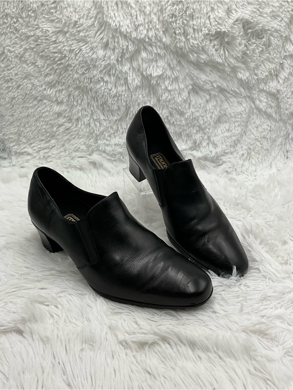 Munro Tatum Pumps Size 8.5 W Black Block Heel Slip-On Leather Pumps